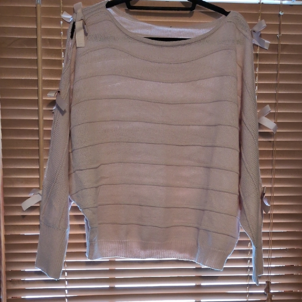 Women's Light Pink Sweater with Bow Details